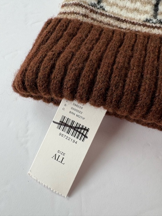 NWT Anthropologie Maeve Fairisle Holiday Libations Icon Beanie main image 9